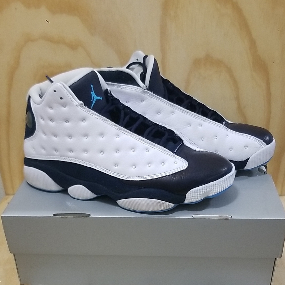 Jordan White and Blue Sneakers Iconic Design